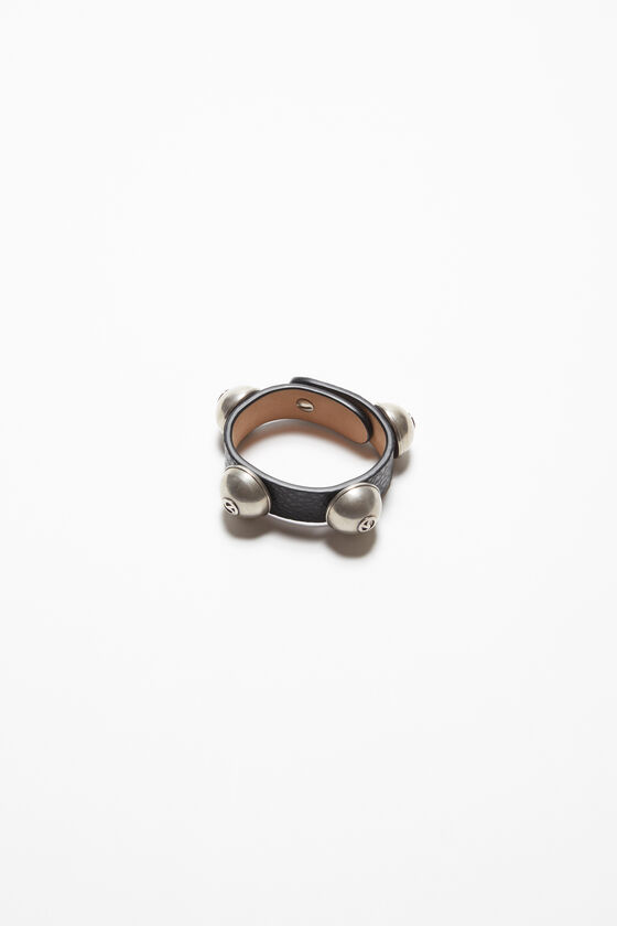 (image for) Fragrant Leather stud bracelet